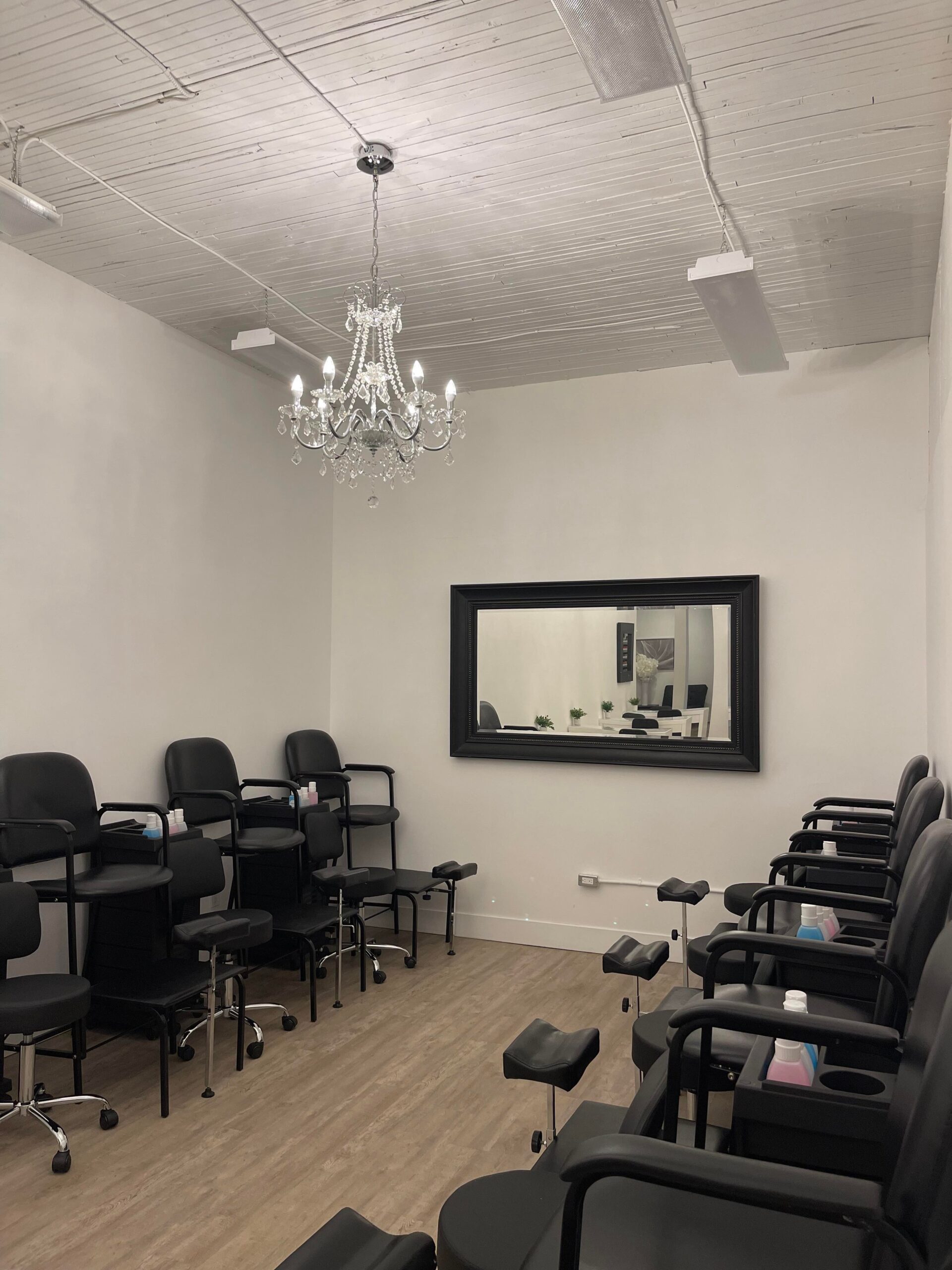 salon space